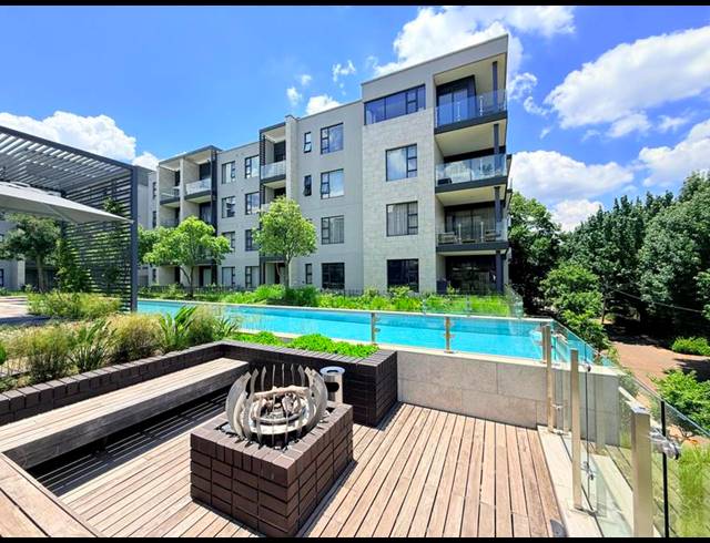 2 BEDROOM APARTMENT FOR SALE IN HOUGHTON ESTATE